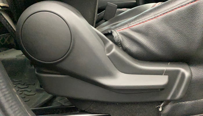 2024 Maruti Swift VXi (O), Petrol, Manual, 32,231 km, Driver Side Adjustment Panel