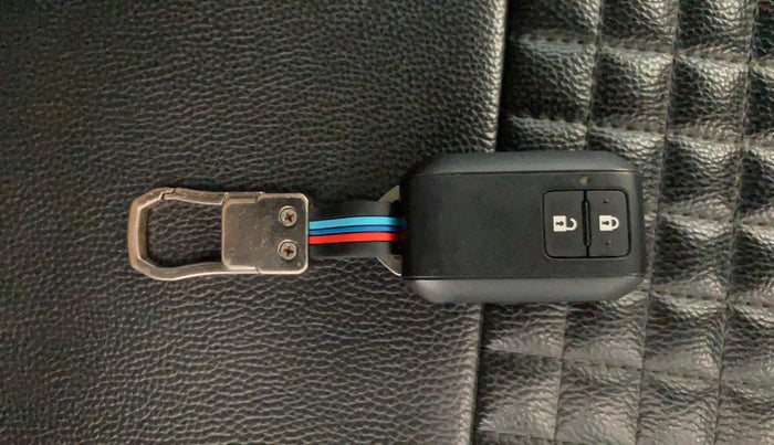 2024 Maruti Swift VXi (O), Petrol, Manual, 32,231 km, Key Close Up