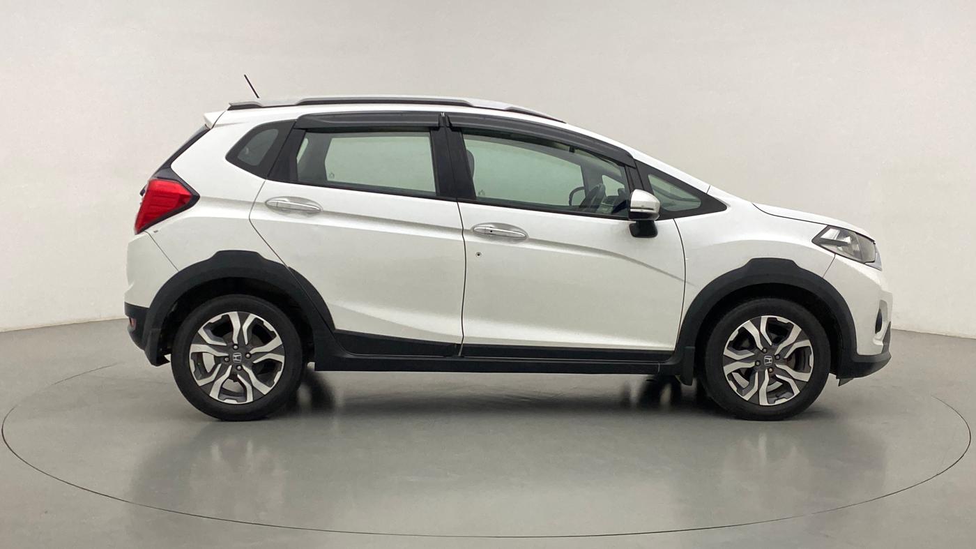 2018 Honda WR-V 1.5 i-DTEC VX MT, Diesel, Manual, 92,994 km, Right Side View