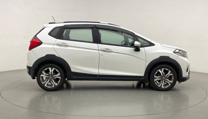 2018 Honda WR-V 1.5 i-DTEC VX MT, Diesel, Manual, 92,994 km, Right Side View