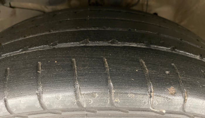 2018 Honda WR-V 1.5 i-DTEC VX MT, Diesel, Manual, 92,994 km, Left Front Tyre Tread