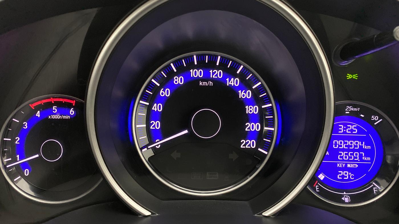 2018 Honda WR-V 1.5 i-DTEC VX MT, Diesel, Manual, 92,994 km, Odometer Image