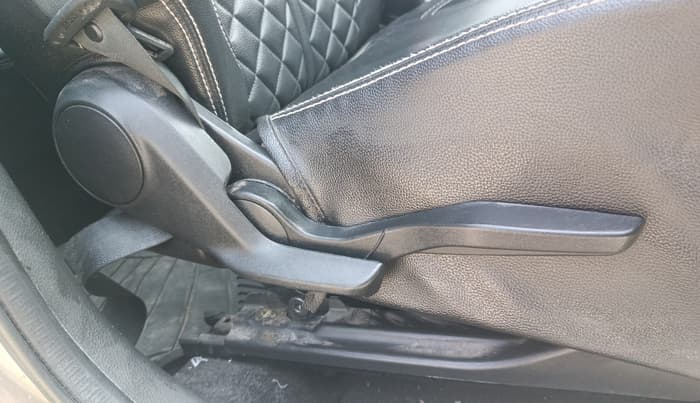 2021 Maruti Baleno ZETA PETROL 1.2, Petrol, Manual, 41,977 km, Driver Side Adjustment Panel