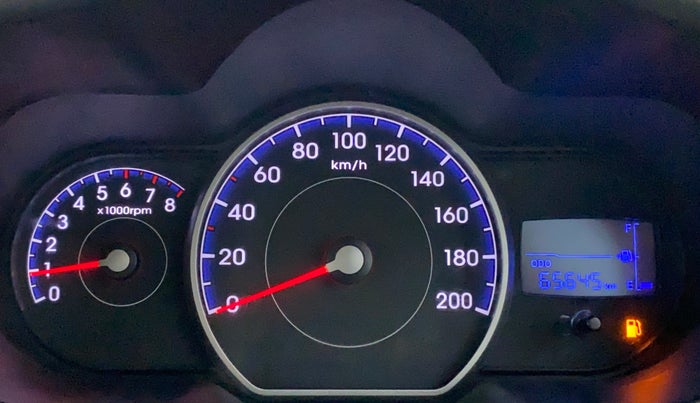 2013 Hyundai i10 MAGNA 1.1, Petrol, Manual, 65,792 km, Odometer Image