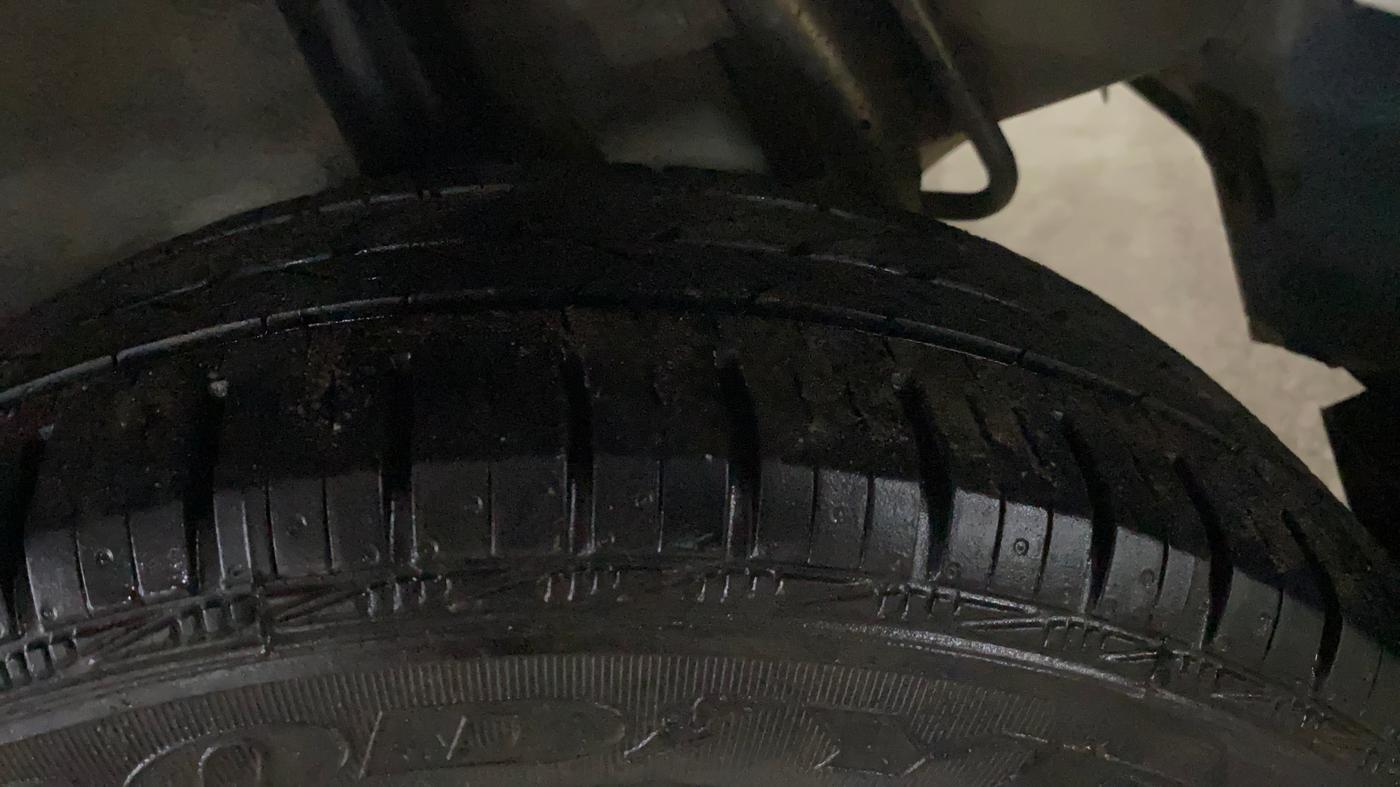 2017 Maruti Celerio ZXI, Petrol, Manual, 94,577 km, Left Rear Tyre Tread