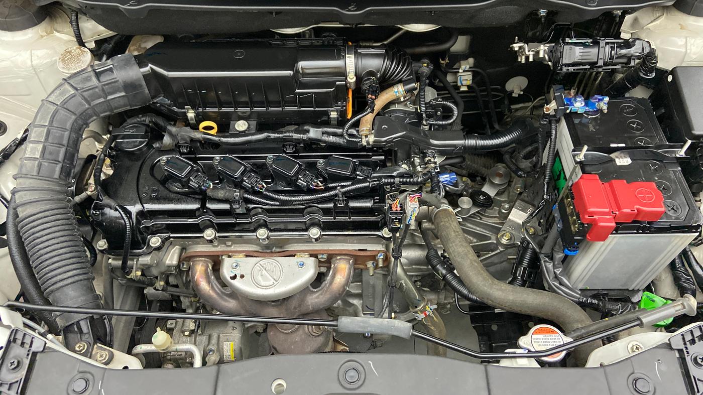 2019 Maruti XL6 ALPHA SHVS  MT, Petrol, Manual, 7,435 km, Open Bonet