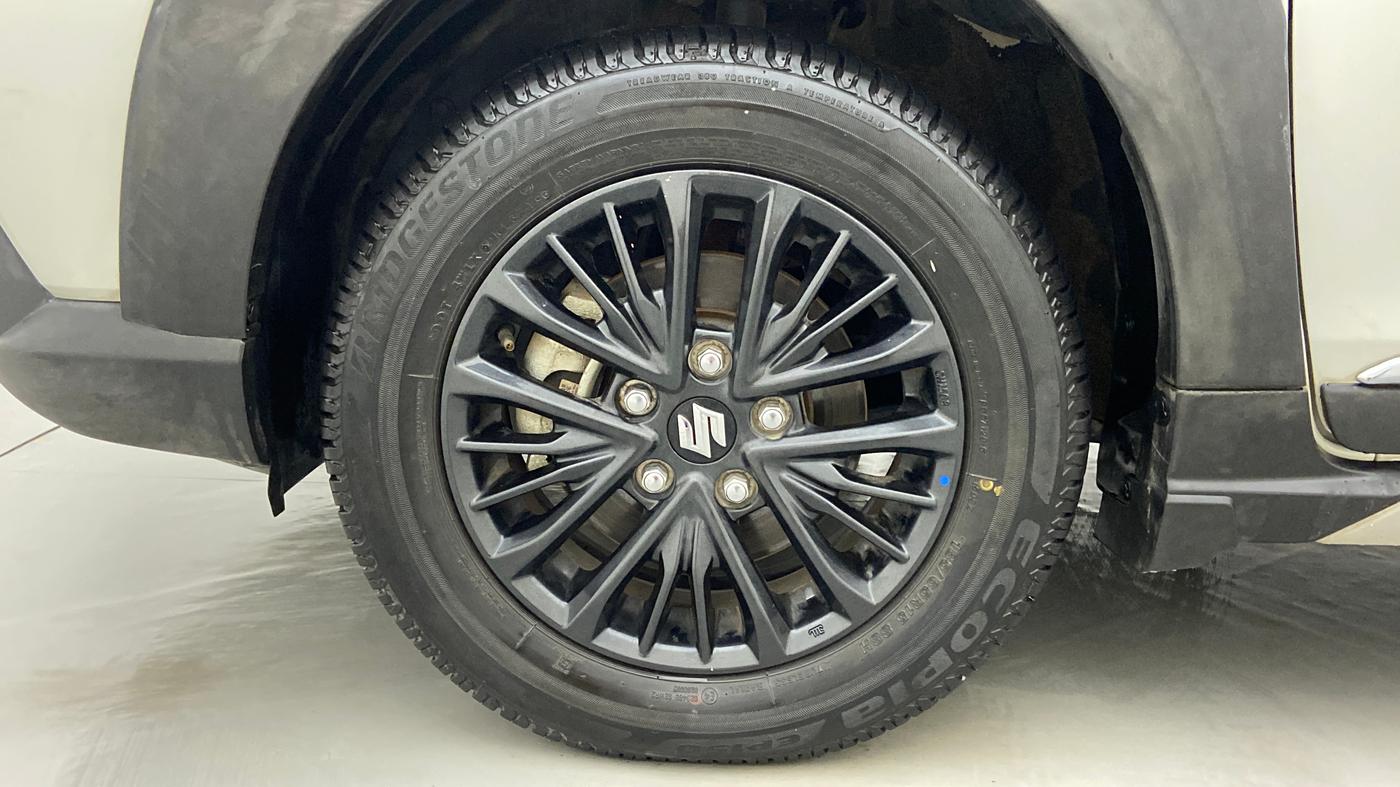 2019 Maruti XL6 ALPHA SHVS  MT, Petrol, Manual, 7,435 km, Left Front Wheel