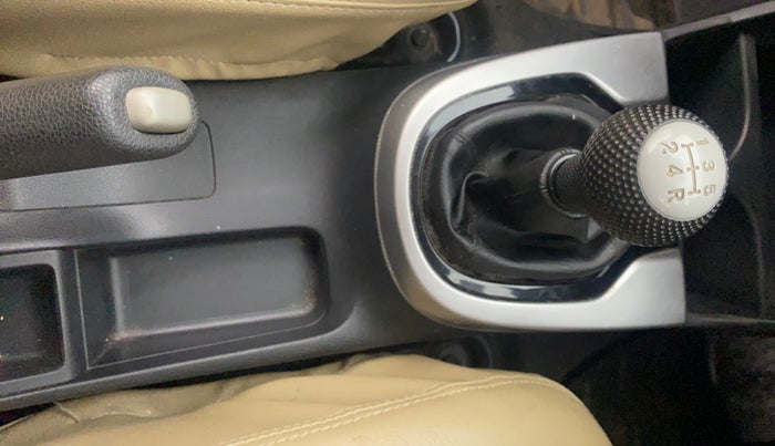 2019 Honda Jazz 1.2L I-VTEC V, Petrol, Manual, 48,501 km, Gear Lever