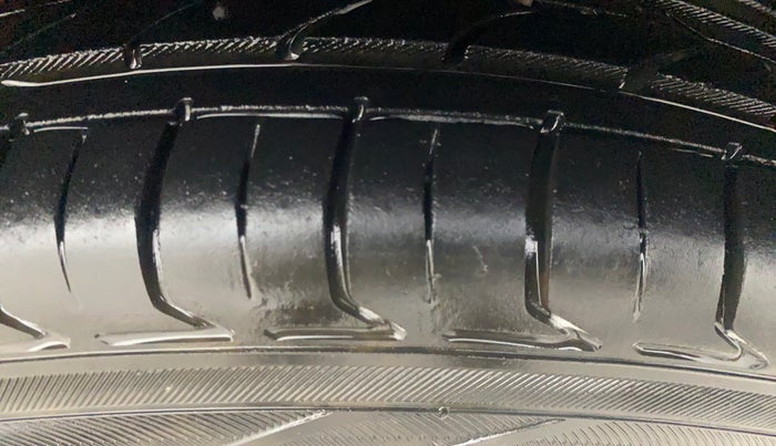 2019 Honda Jazz 1.2L I-VTEC V, Petrol, Manual, 48,501 km, Right Front Tyre Tread