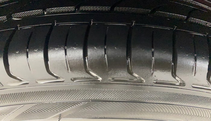 2019 Honda Jazz 1.2L I-VTEC V, Petrol, Manual, 48,501 km, Right Rear Tyre Tread