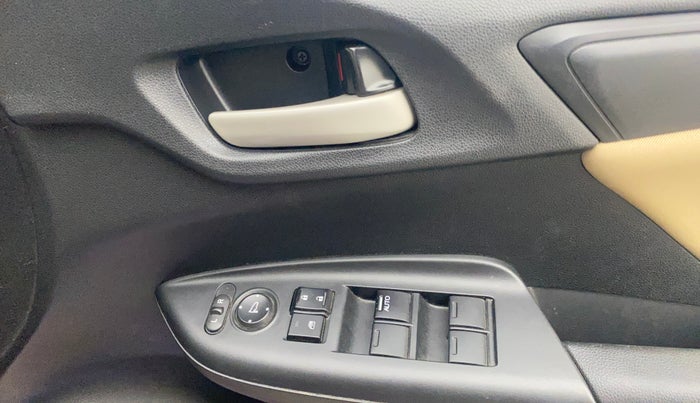 2019 Honda Jazz 1.2L I-VTEC V, Petrol, Manual, 48,501 km, Driver Side Door Panels Control