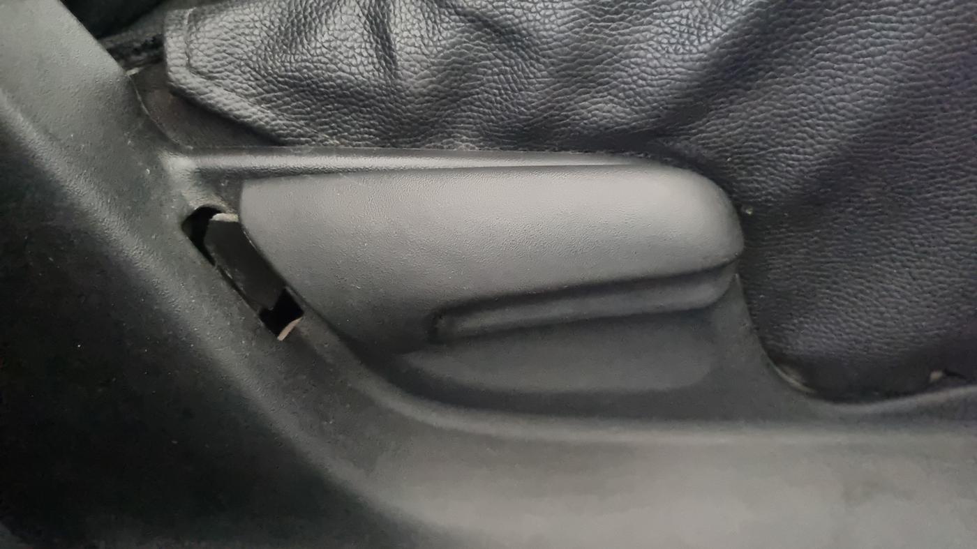 2015 Maruti Swift LXI (O), Petrol, Manual, 23,287 km, Driver Side Adjustment Panel