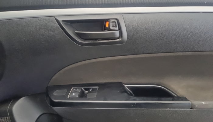 2015 Maruti Swift LXI (O), Petrol, Manual, 23,287 km, Driver Side Door Panels Control