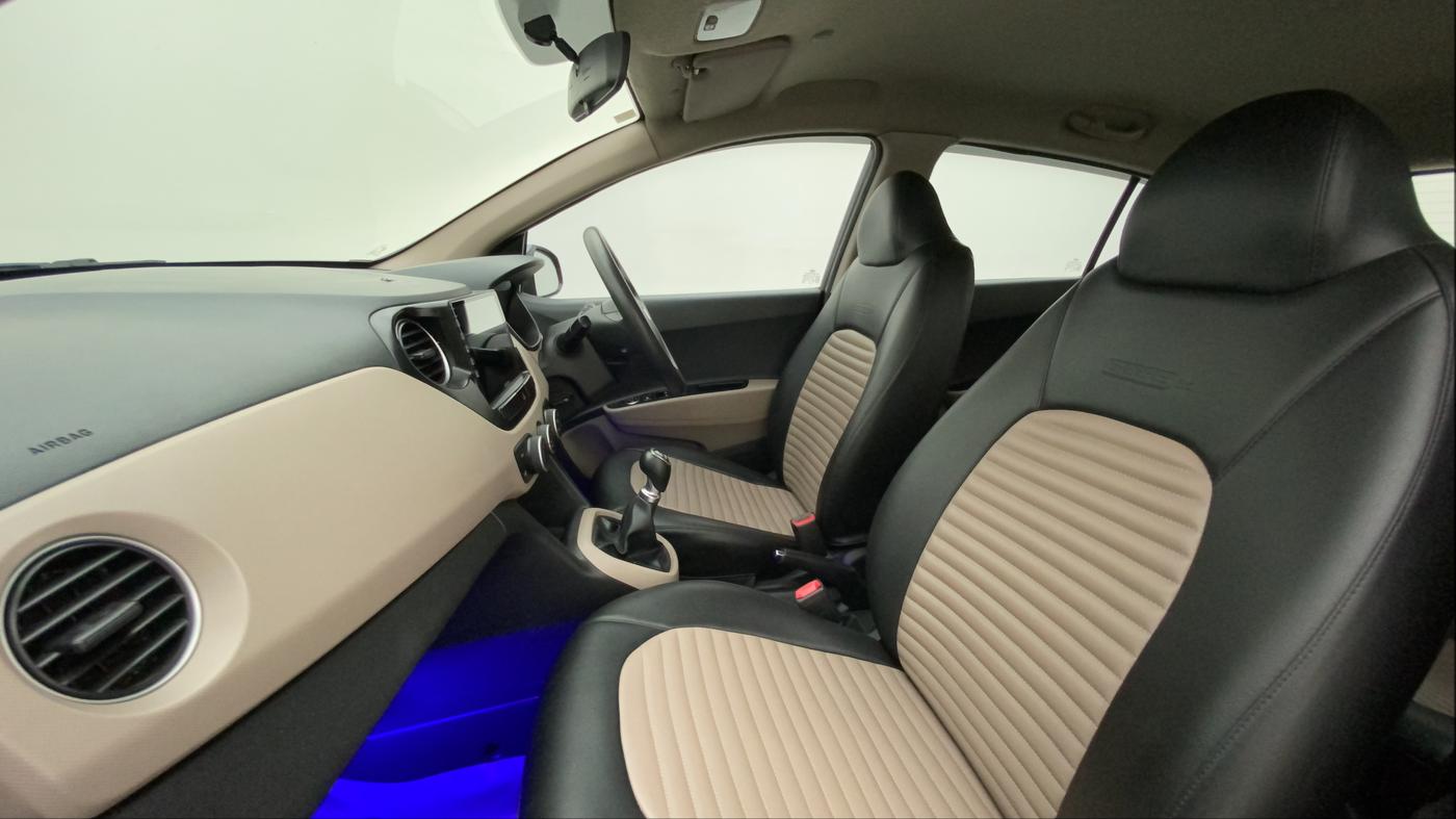 2017 Hyundai Grand i10 SPORTZ (O) 1.2 KAPPA VTVT, Petrol, Manual, 56,509 km, Right Side Front Door Cabin