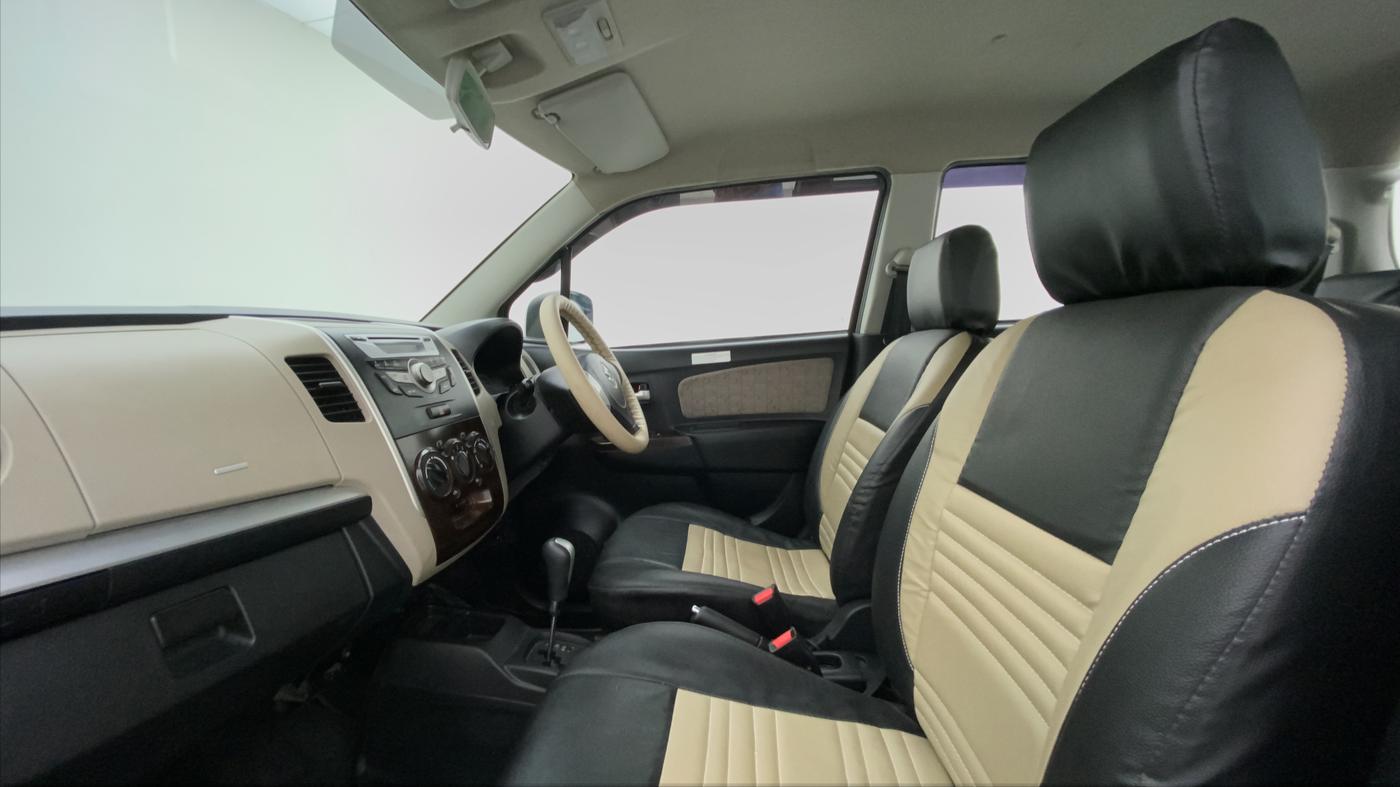 2016 Maruti Wagon R 1.0 VXI AMT, Petrol, Automatic, 42,079 km, Right Side Front Door Cabin