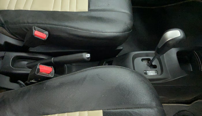 2016 Maruti Wagon R 1.0 VXI AMT, Petrol, Automatic, 42,079 km, Gear Lever