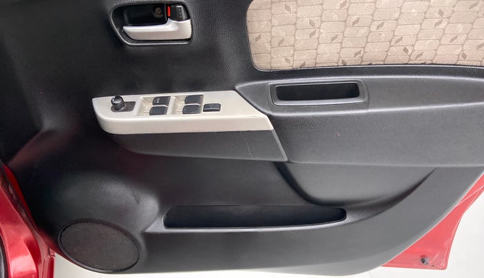 2014 Maruti Wagon R 1.0 VXI, Petrol, Manual, 33,342 km, Driver Side Door Panels Control