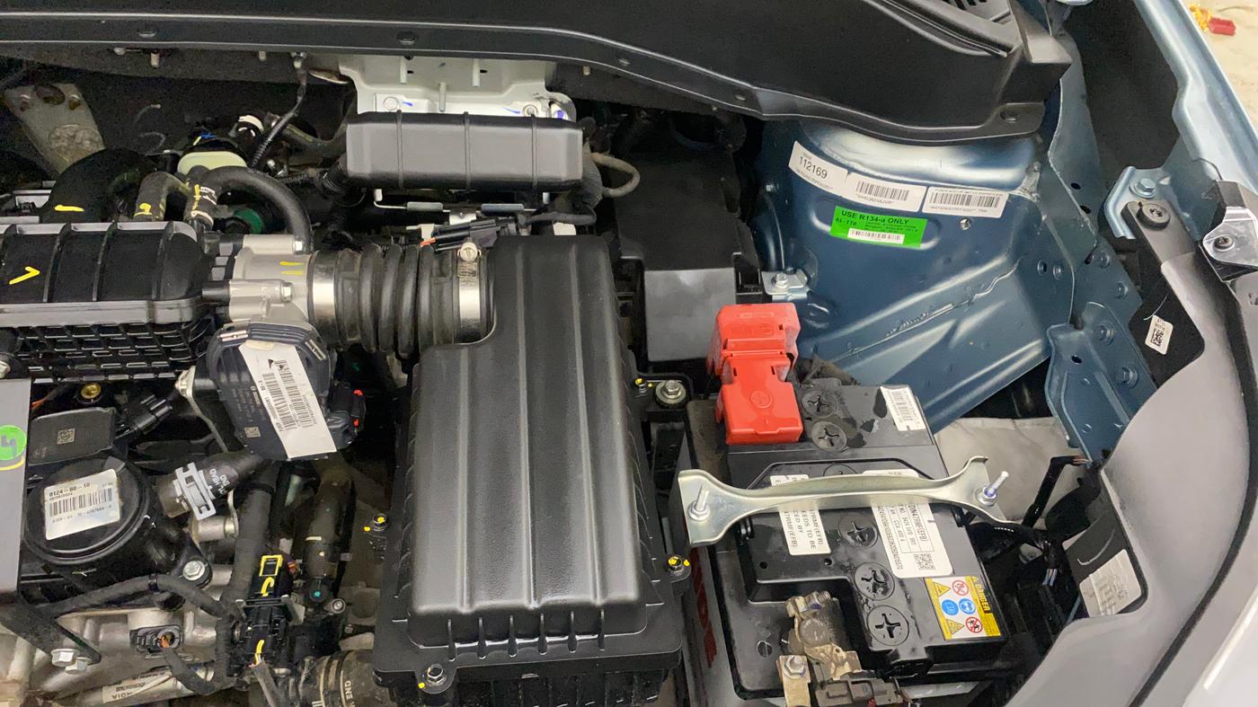 2024 Tata PUNCH ACCOMPLISHED DAZZLE PACK AMT, Petrol, Automatic, 17,827 km, Engine View - Left