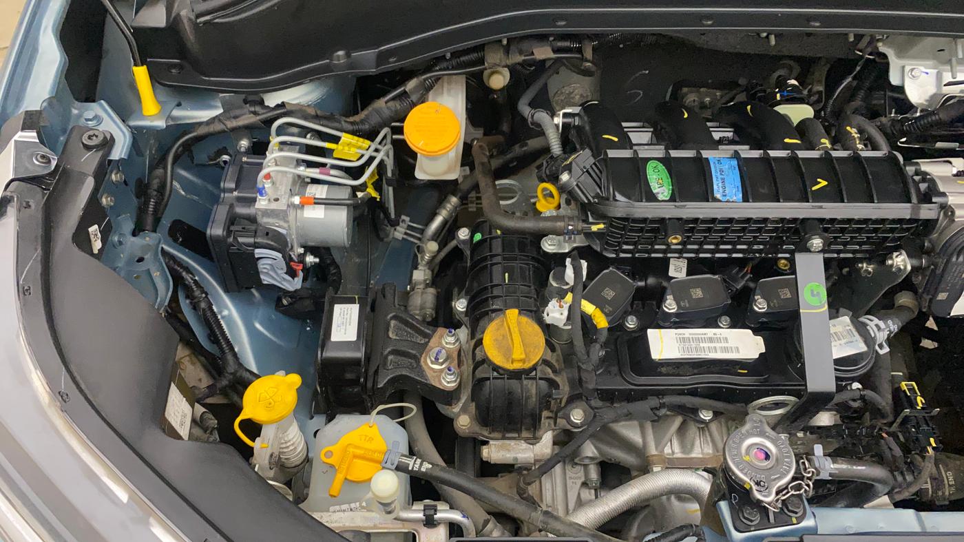 2024 Tata PUNCH ACCOMPLISHED DAZZLE PACK AMT, Petrol, Automatic, 17,827 km, Engine View - Right