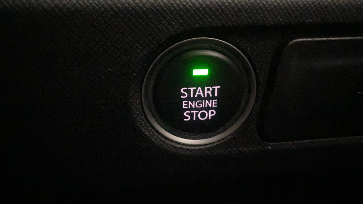 2024 Tata PUNCH ACCOMPLISHED DAZZLE PACK AMT, Petrol, Automatic, 17,827 km, Keyless Start/ Stop Button