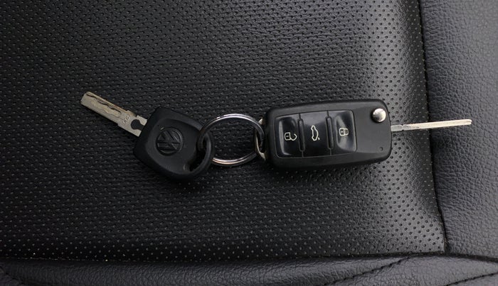 2018 Volkswagen Polo COMFORTLINE 1.0L MPI, Petrol, Manual, 8,325 km, Key Close Up