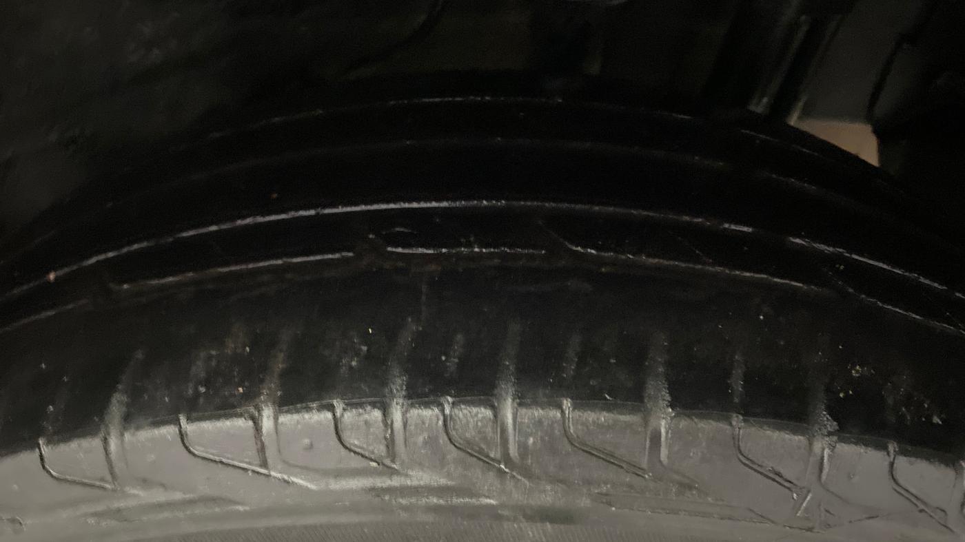 2019 Tata NEXON XZA PLUS PETROL, Petrol, Automatic, 83,425 km, Left Rear Tyre Tread
