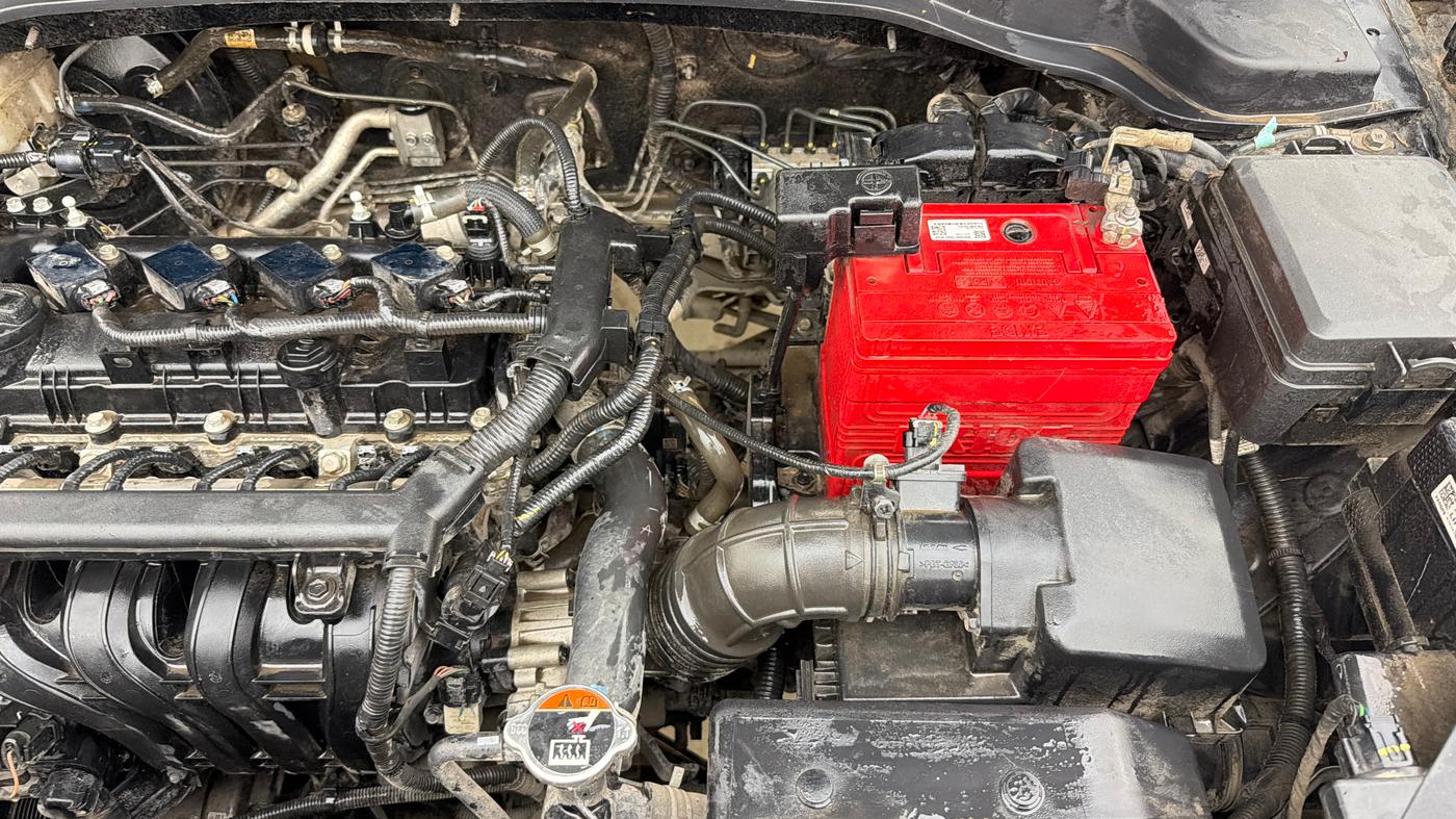 2022 KIA SONET HTK PLUS 1.2, Petrol, Manual, 1,29,073 km, Engine View - Left