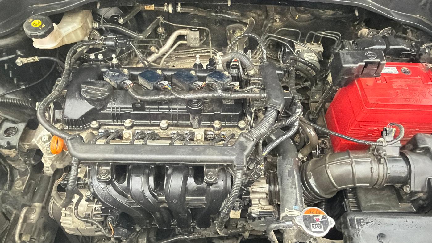 2022 KIA SONET HTK PLUS 1.2, Petrol, Manual, 1,29,073 km, Engine View