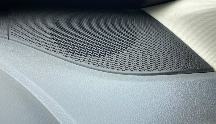 2018 Renault Kwid 1.0 RXT, Petrol, Manual, 37,202 km, Speaker