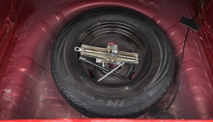 2018 Renault Kwid 1.0 RXT, Petrol, Manual, 37,202 km, Spare Tyre