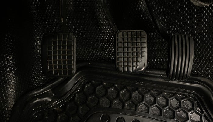 2019 Tata Tiago XZ PLUS PETROL, Petrol, Manual, 64,679 km, Pedals