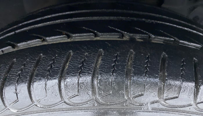 2018 Ford Ecosport 1.5 TITANIUM TI VCT, Petrol, Manual, 30,993 km, Right Front Tyre Tread