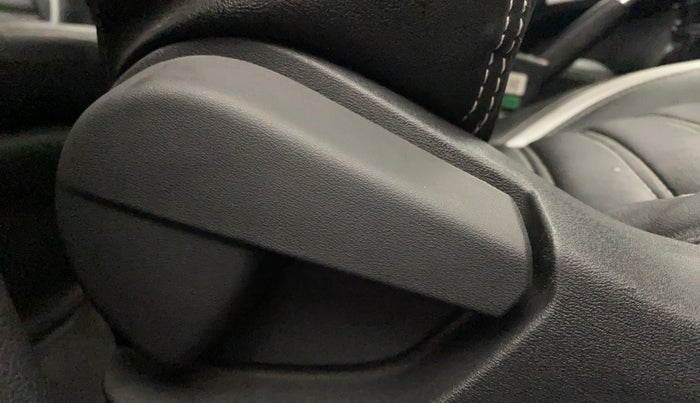 2021 Nissan MAGNITE XL, Petrol, Manual, 64,448 km, Driver Side Adjustment Panel