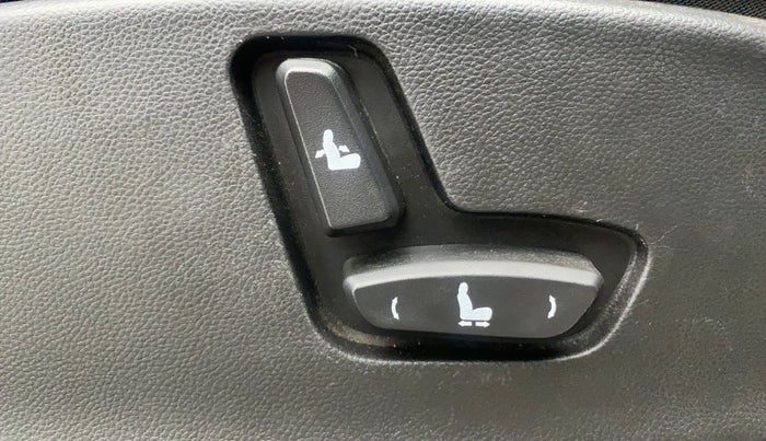 2019 MG HECTOR SHARP 2.0 DIESEL, Diesel, Manual, 74,567 km, Driver Side Adjustment Panel