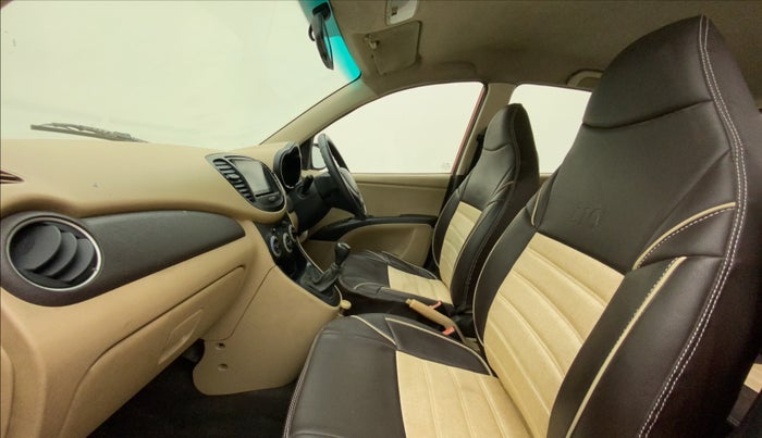 2010 Hyundai i10 SPORTZ 1.2, Petrol, Manual, 1,04,414 km, Right Side Front Door Cabin