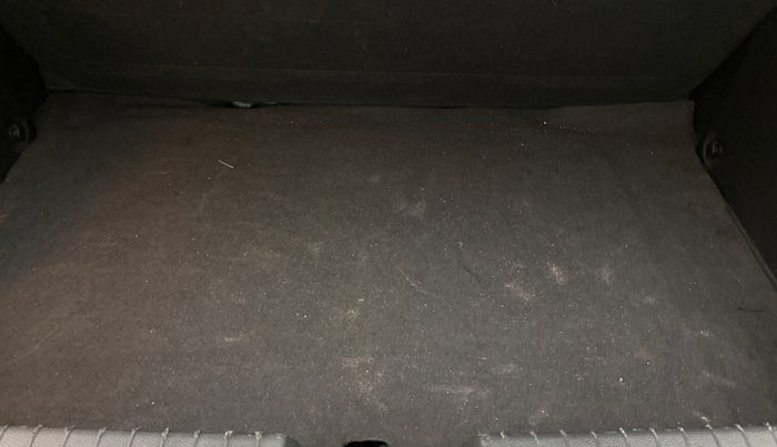 2019 Hyundai Elite i20 ASTA (O) CVT, Petrol, Automatic, 26,844 km, Boot Inside