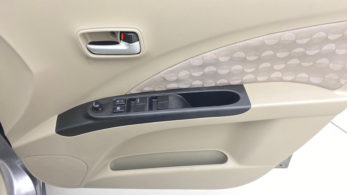 2017 Maruti Celerio ZXI AMT (O), Petrol, Automatic, 47,962 km, Driver Side Door Panels Control