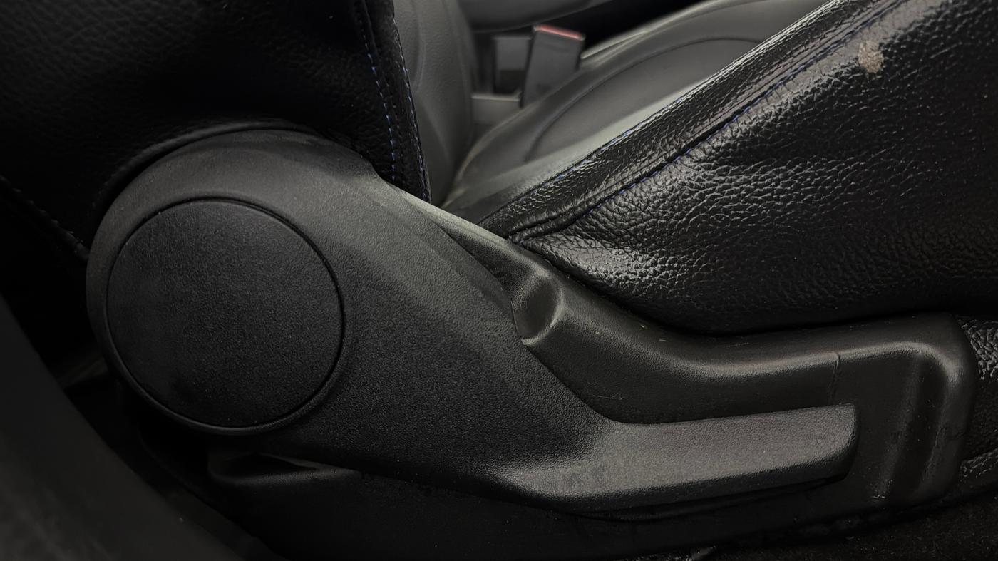 2023 Maruti Baleno DELTA PETROL 1.2, Petrol, Manual, 46,450 km, Driver Side Adjustment Panel