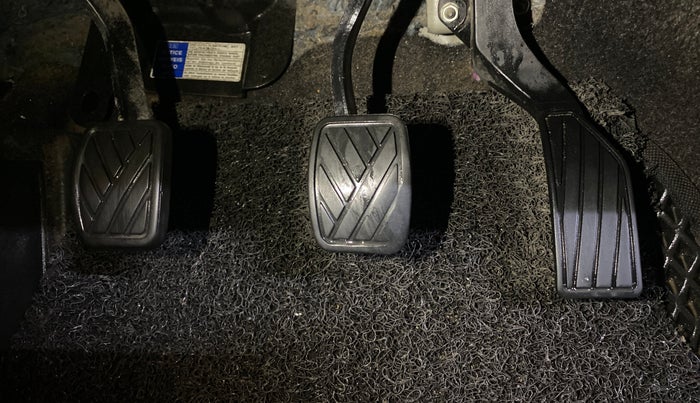 2021 Maruti Vitara Brezza VXI, CNG, Manual, 56,829 km, Pedals