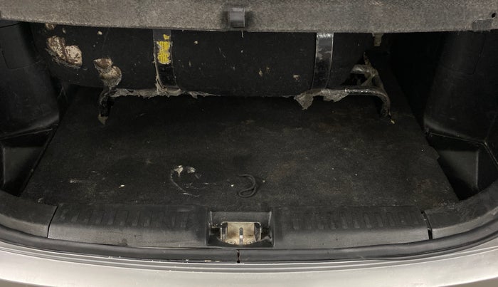 2021 Maruti Vitara Brezza VXI, CNG, Manual, 56,829 km, Boot Inside