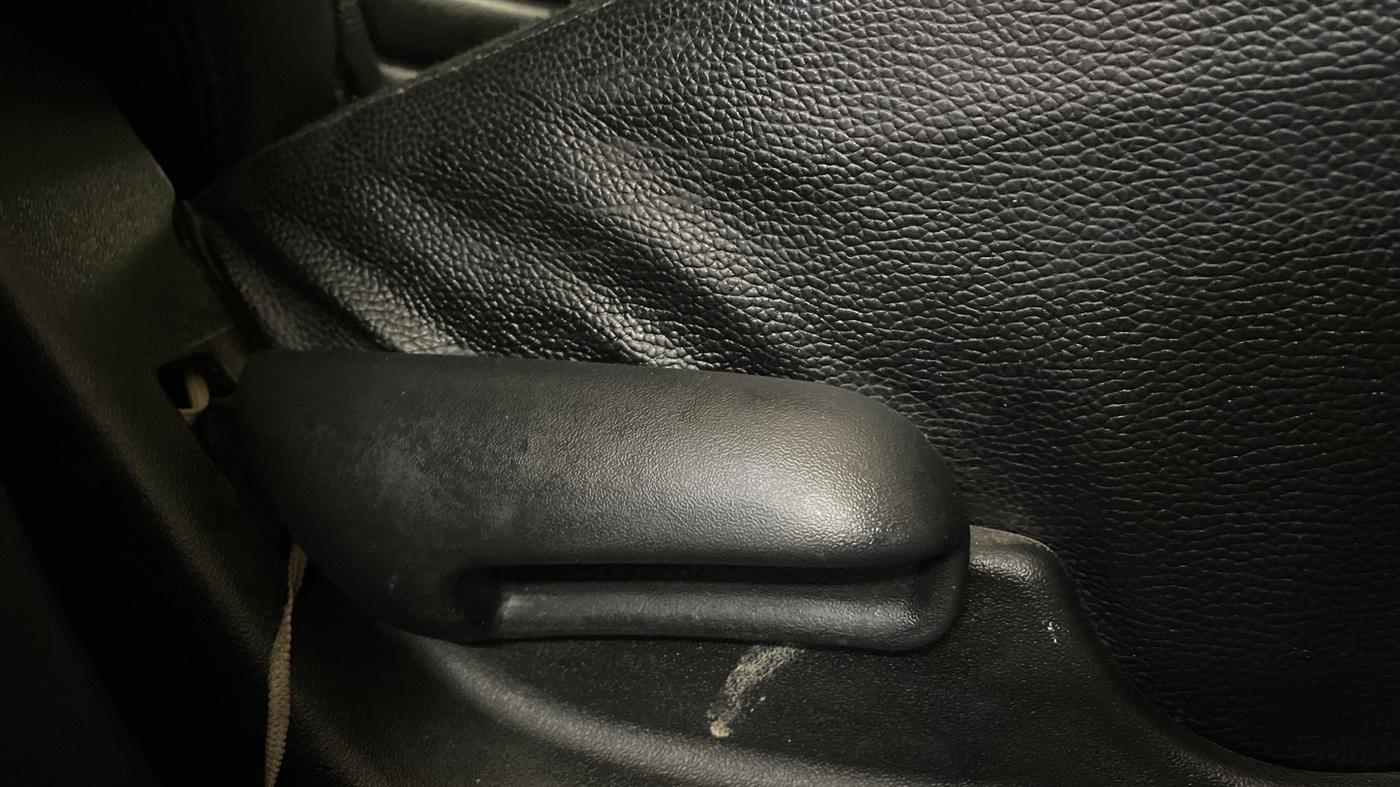 2021 Maruti Vitara Brezza VXI, CNG, Manual, 57,443 km, Driver Side Adjustment Panel