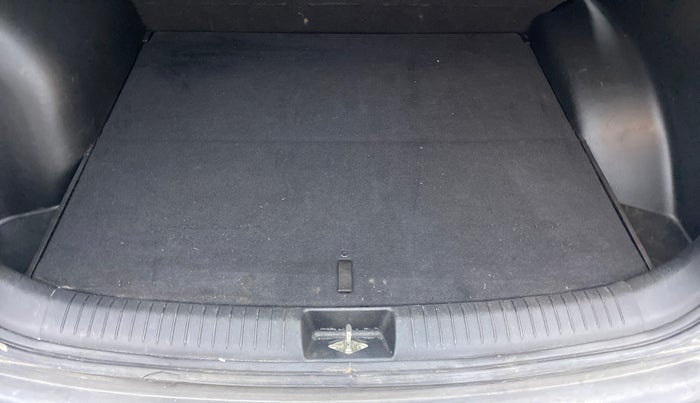 2019 Hyundai Creta E PLUS 1.6 PETROL, Petrol, Manual, 43,963 km, Boot Inside