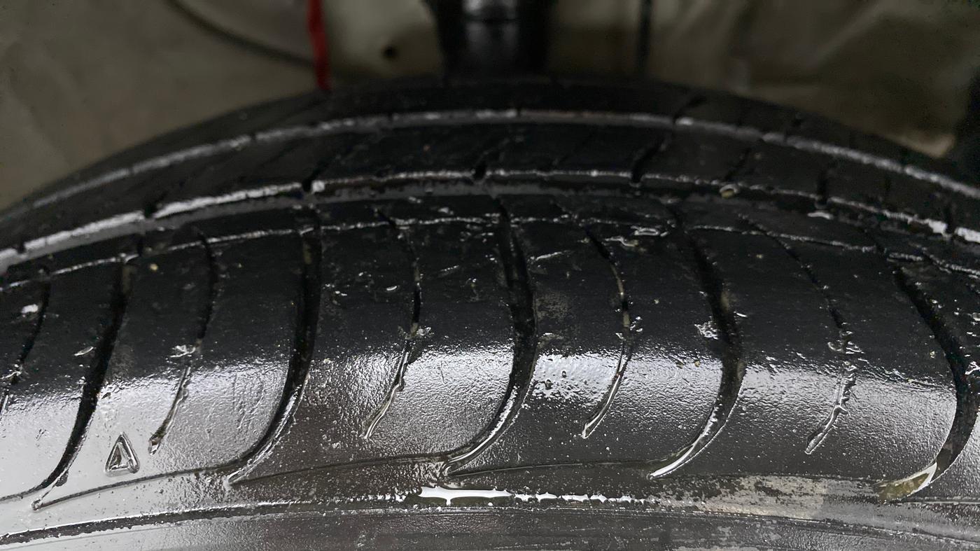 2019 Hyundai Creta E PLUS 1.6 PETROL, Petrol, Manual, 43,963 km, Right Front Tyre Tread