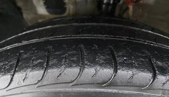 2019 Hyundai Creta E PLUS 1.6 PETROL, Petrol, Manual, 43,963 km, Left Front Tyre Tread
