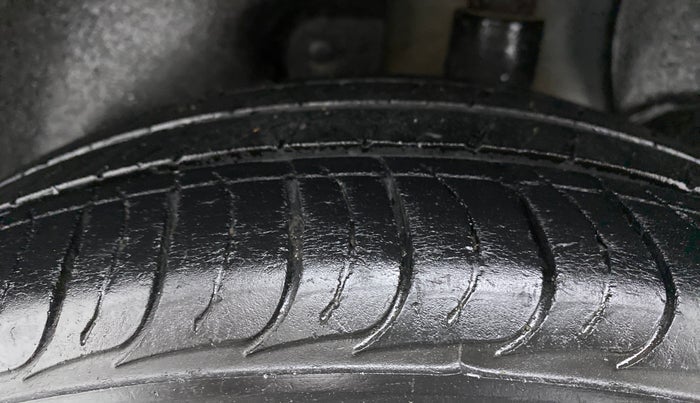 2019 Hyundai Creta E PLUS 1.6 PETROL, Petrol, Manual, 43,963 km, Left Rear Tyre Tread