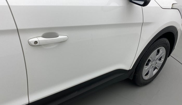 2019 Hyundai Creta E PLUS 1.6 PETROL, Petrol, Manual, 43,963 km, Driver-side door - Minor scratches