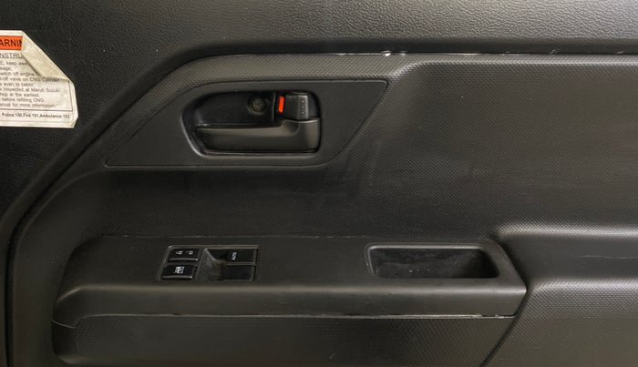 2019 Maruti New Wagon-R LXI CNG 1.0, CNG, Manual, 68,846 km, Driver Side Door Panels Control