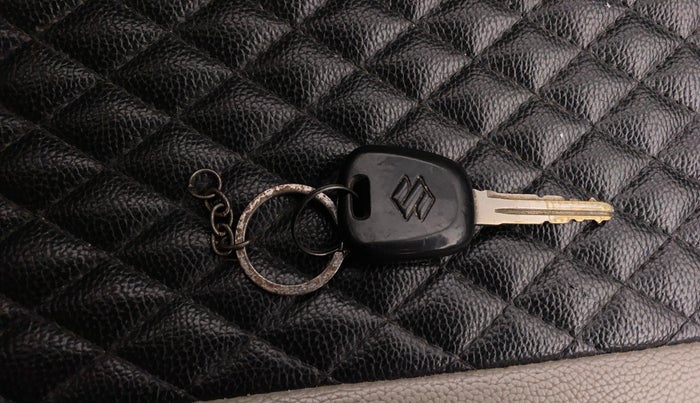 2015 Maruti Alto 800 LXI, Petrol, Manual, 29,203 km, Key Close Up