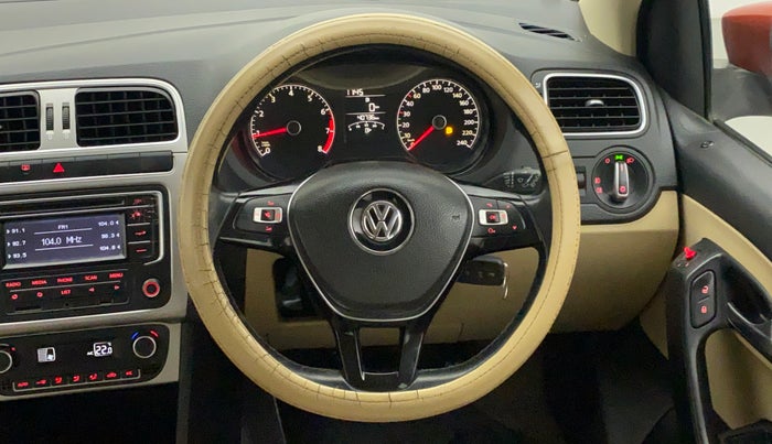 2014 Volkswagen Polo HIGHLINE1.2L, Petrol, Manual, 41,099 km, Steering Wheel Close Up