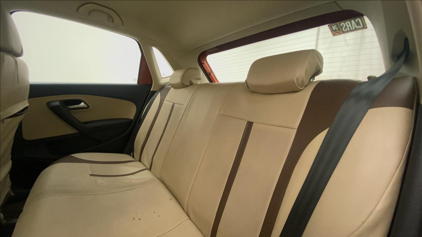 2014 Volkswagen Polo HIGHLINE1.2L, Petrol, Manual, 41,099 km, Right Side Rear Door Cabin